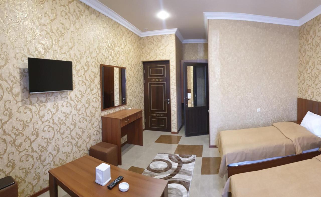 Hôtel Khrchit à Martuni Extérieur photo