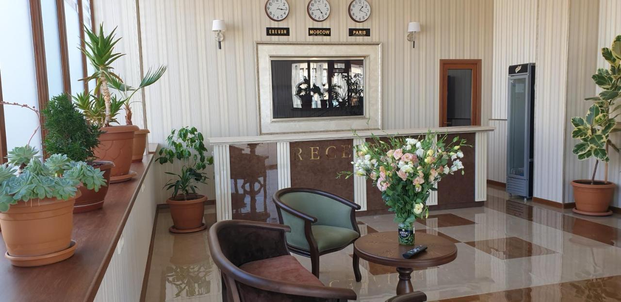 Hôtel Khrchit à Martuni Extérieur photo